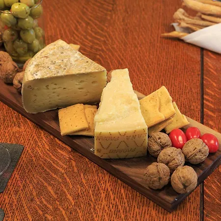 Gelsi - Quaint And Charming With Pool! Villa *