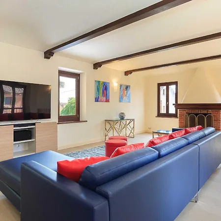 Βίλα Gelsi - Quaint And Charming With Pool!