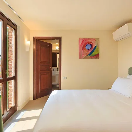 Βίλα Gelsi - Quaint And Charming With Pool! *