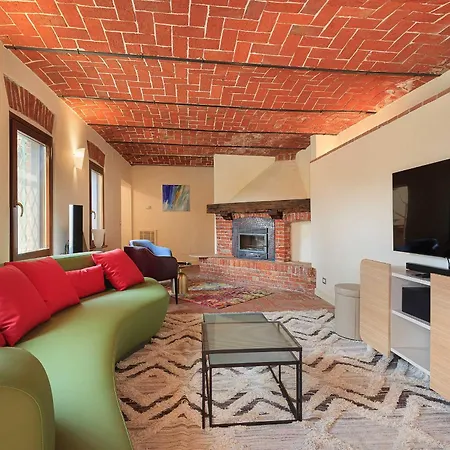 Gelsi - Quaint And Charming With Pool! * Calliano (Piedmont)