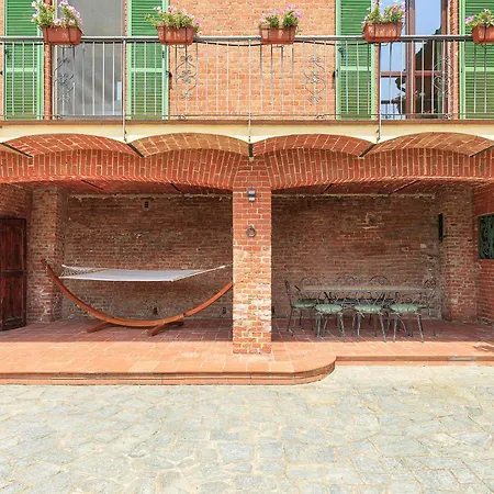 Gelsi - Quaint And Charming With Pool!