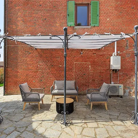 Gelsi - Quaint And Charming With Pool! *