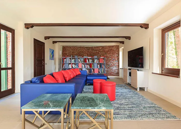 Gelsi - Quaint And Charming With Pool!