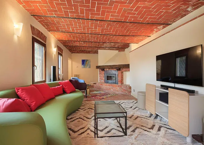 Gelsi - Quaint And Charming With Pool! * Calliano (Piedmont)
