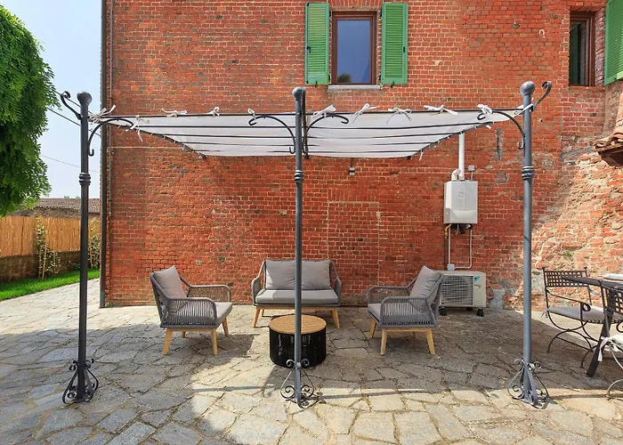 Gelsi - Quaint And Charming With Pool! *